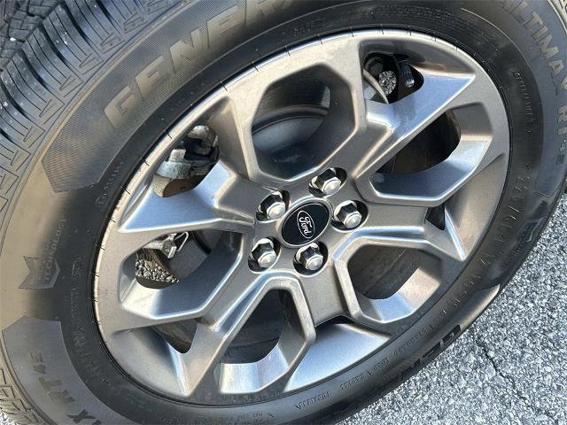 Certified 2022 Ford Maverick XLT w/ Equipment Group 300A Standard image 11