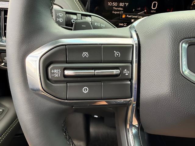 Used 2026 GMC Yukon Elevation AWD/4WD image 19