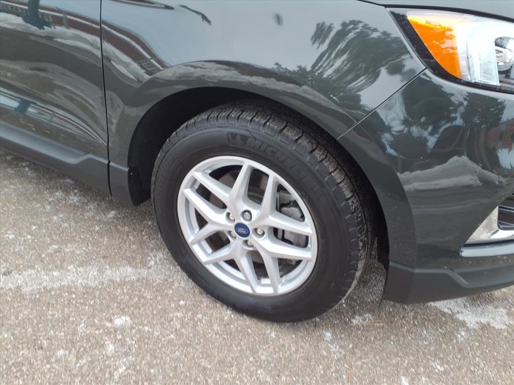 Certified 2022 Ford Edge SEL image 5