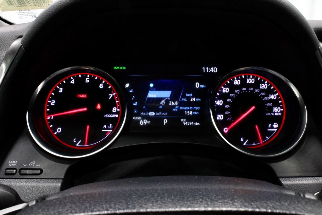 Used 2020 Toyota Camry XSE FWD image 27