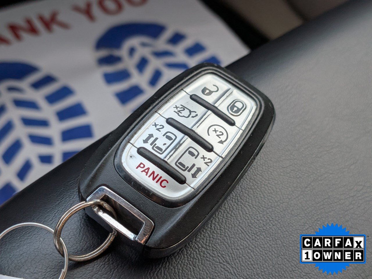 Used 2023 Chrysler Pacifica Touring-L FWD image 33