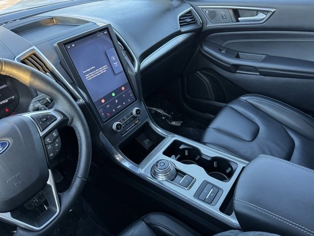 Certified 2022 Ford Edge Titanium w/ Class II Trailer Tow Package image 20