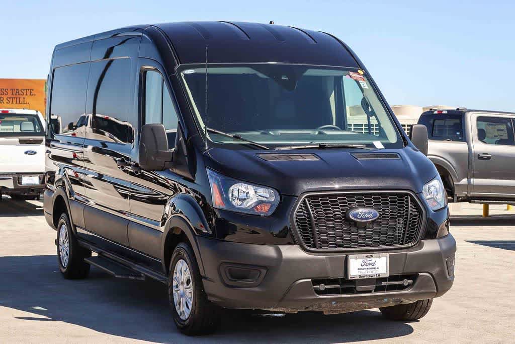 Certified 2025 Ford Transit 250 148 Medium Roof RWD image 3