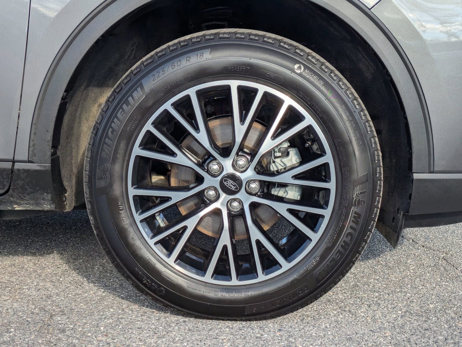 Certified 2025 Ford Escape SE FWD image 11