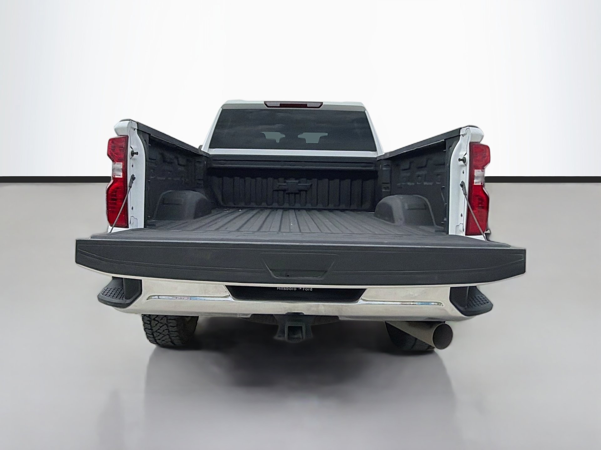 Used 2025 Chevrolet Silverado 2500 LT AWD/4WD image 26