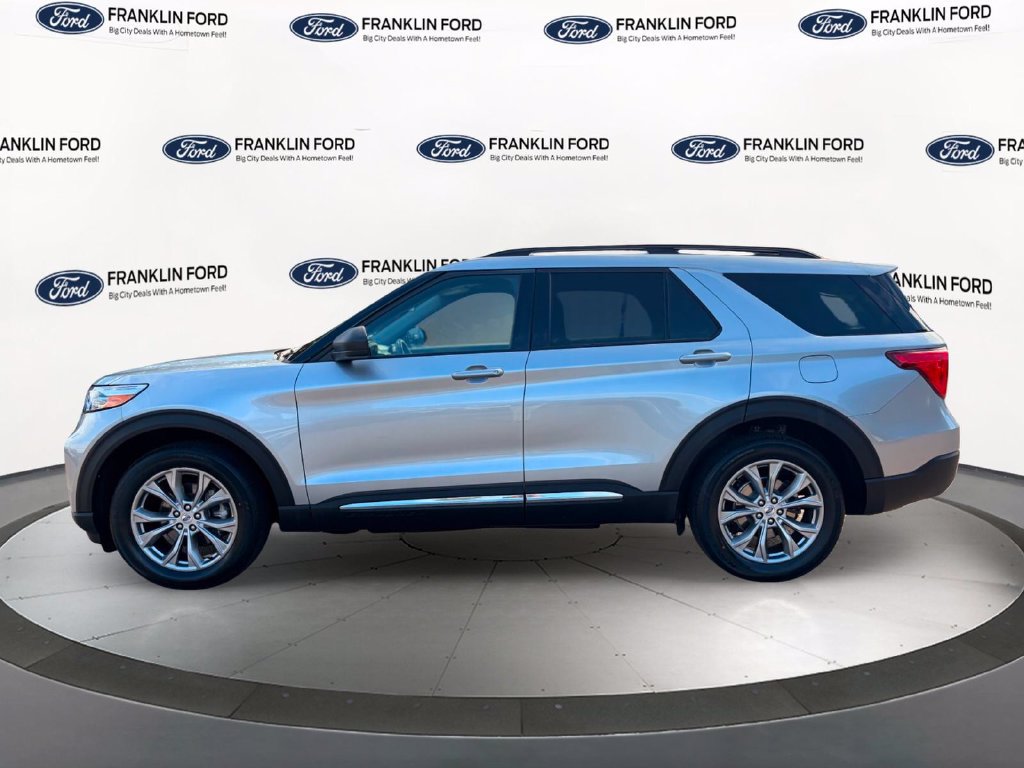 Certified 2023 Ford Explorer XLT w/ Equipment Group 202A