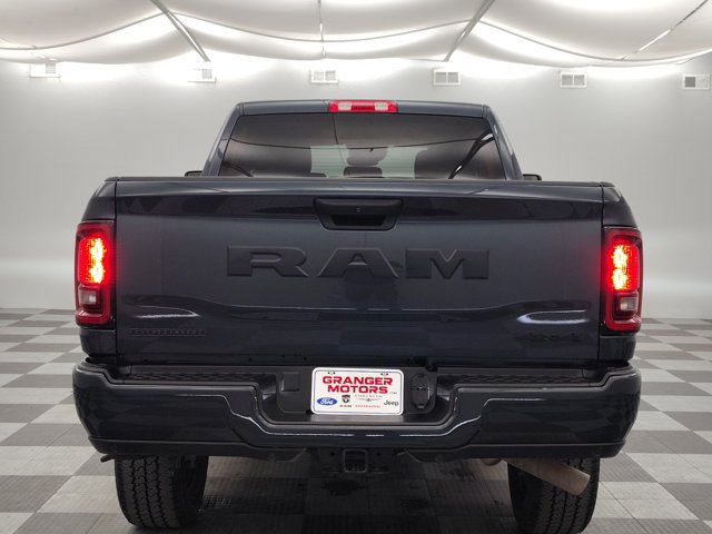 Used 2025 RAM 2500 Big Horn AWD/4WD image 9