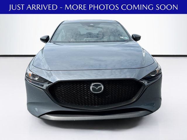 Used 2023 MAZDA MAZDA3 s FWD image 2