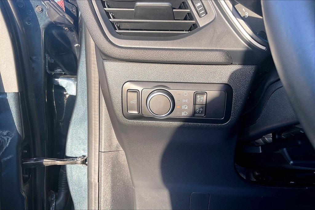 Certified 2022 Ford Escape SE w/ SE Sport Appearance Package AWD/4WD image 36