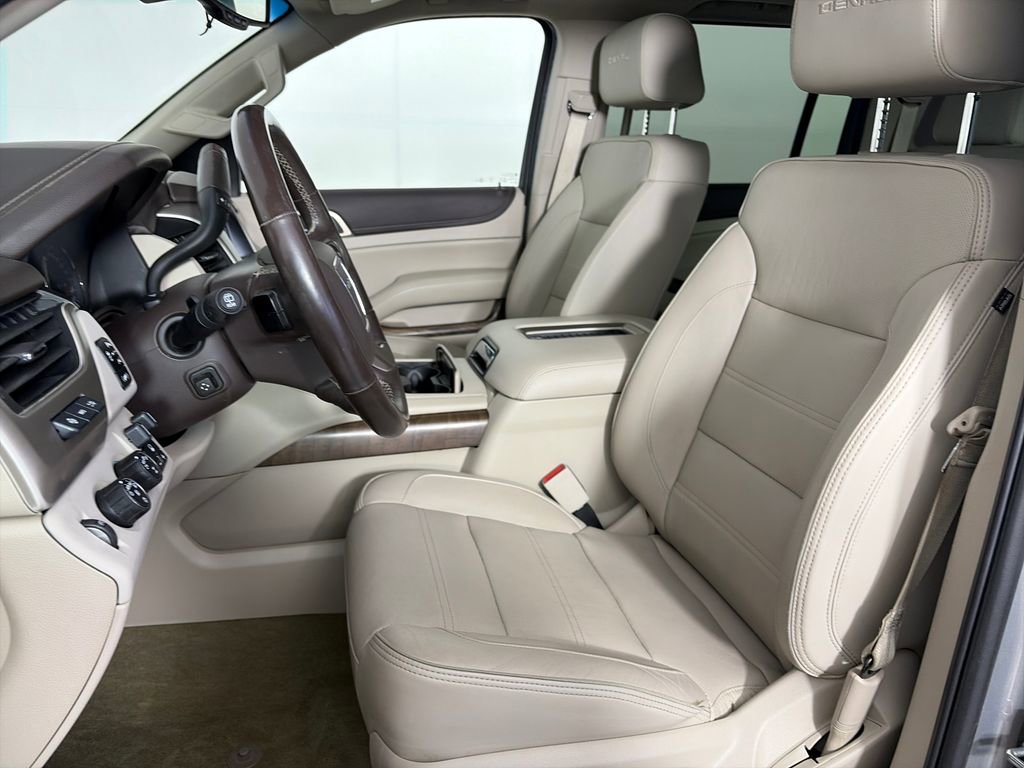 Used 2019 GMC Yukon XL Denali w/ Open Road Package AWD/4WD image 11
