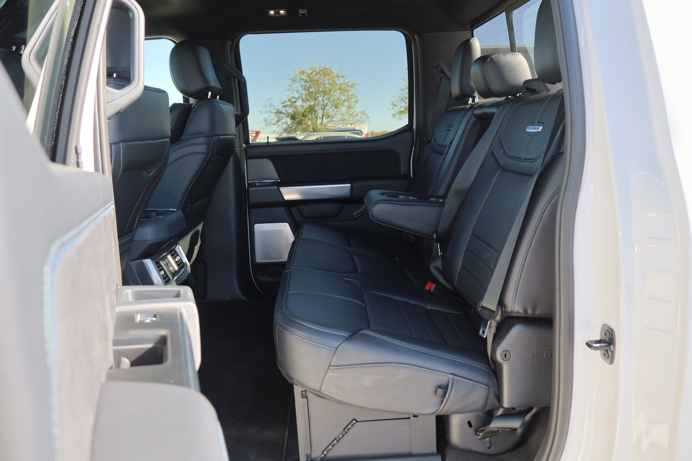 Certified 2025 Ford F450 Platinum image 32