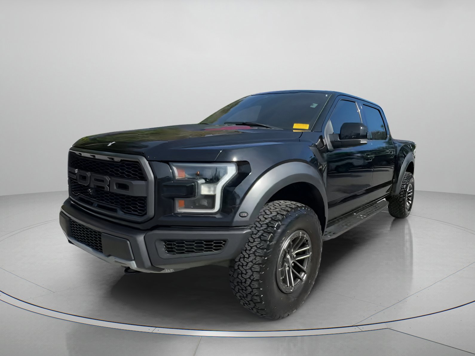Certified 2020 Ford F150 Raptor w/ Equipment Group 802A Luxury image 3