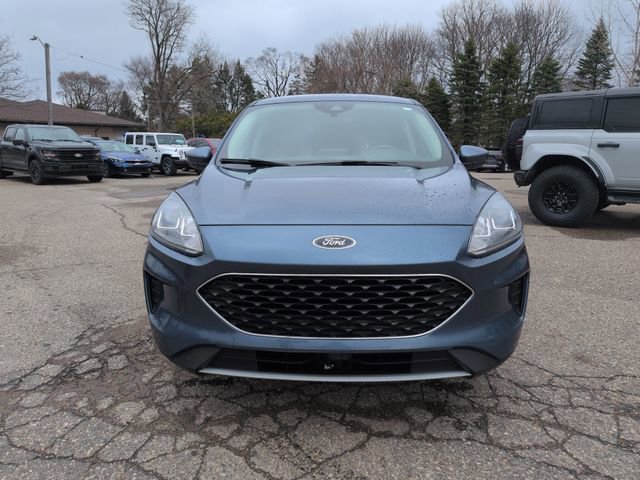 Certified 2020 Ford Escape SE image 8
