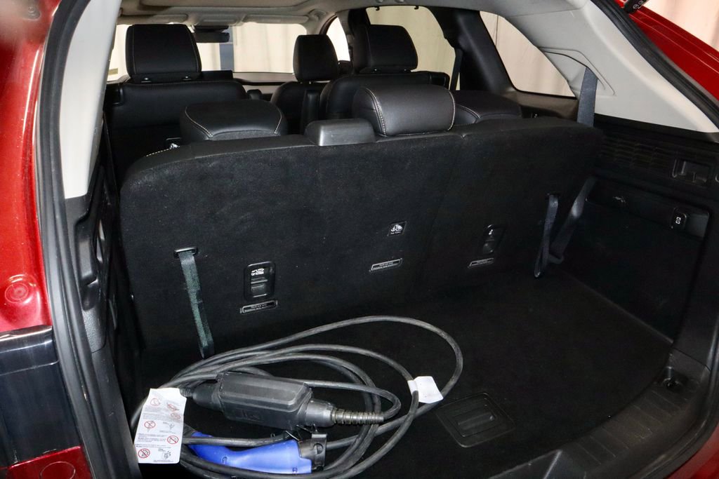 Used 2024 MAZDA CX-90 Plug-In Hybrid w/ Premium Pkg AWD/4WD image 16