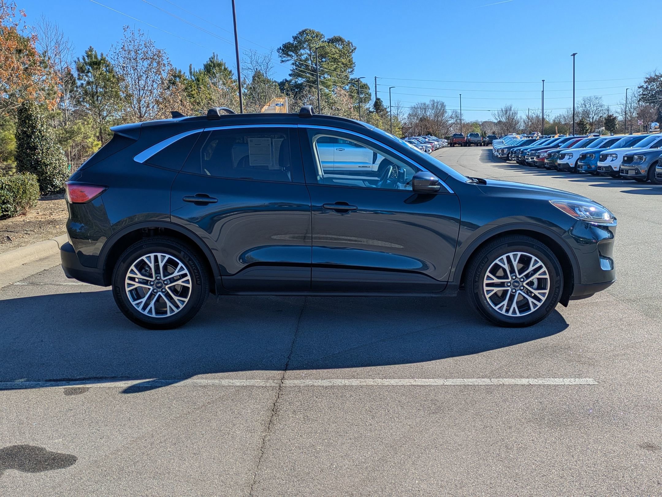 Certified 2022 Ford Escape SEL w/ Technology Package image 3