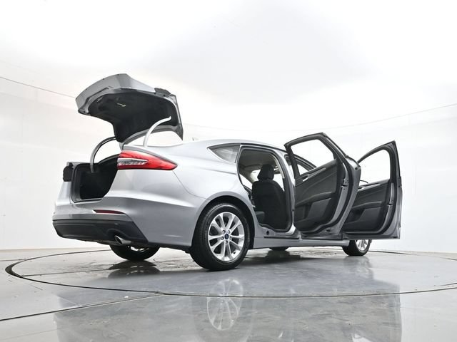 Certified 2020 Ford Fusion SE FWD image 61