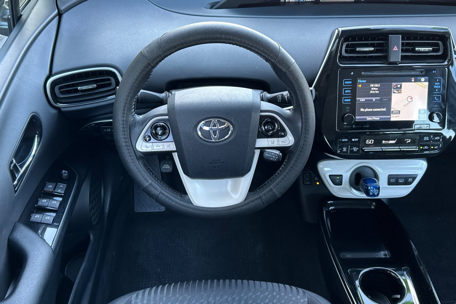 Used 2018 Toyota Prius Prime Plus FWD image 17