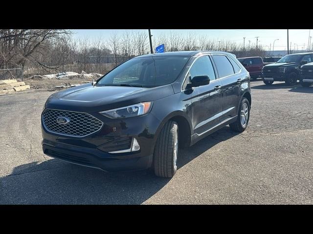Certified 2023 Ford Edge SEL w/ Convenience Package AWD/4WD image 7