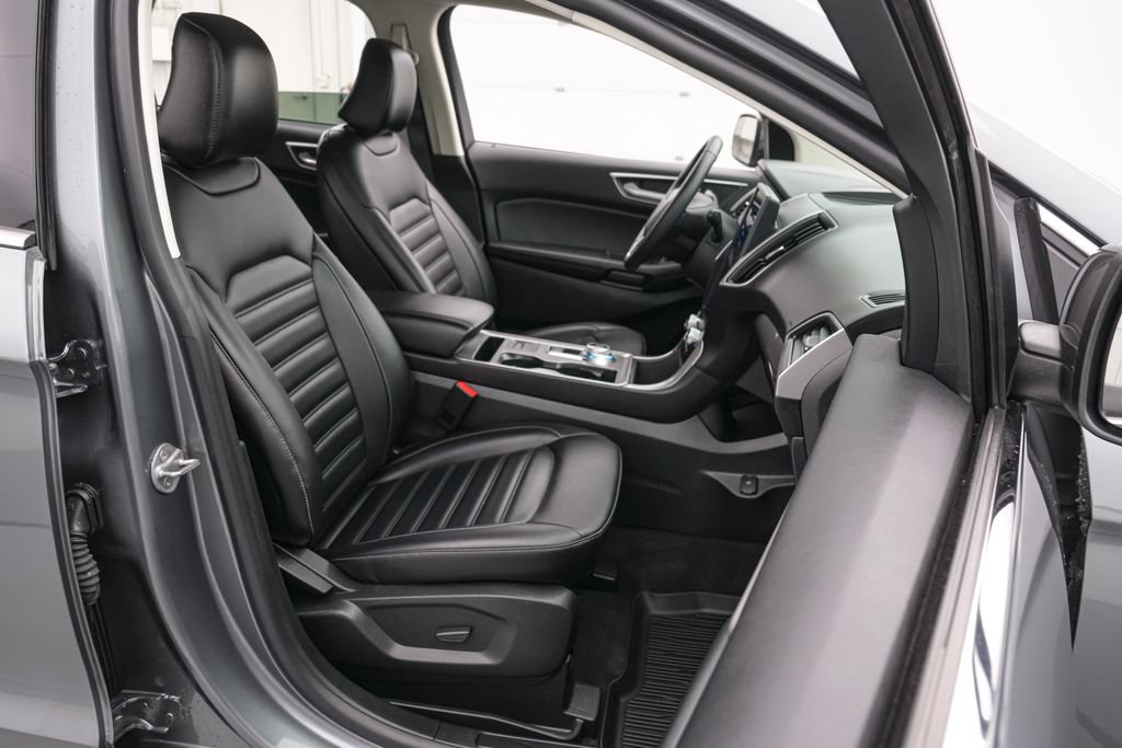 Certified 2024 Ford Edge SEL w/ Convenience Package AWD/4WD image 21