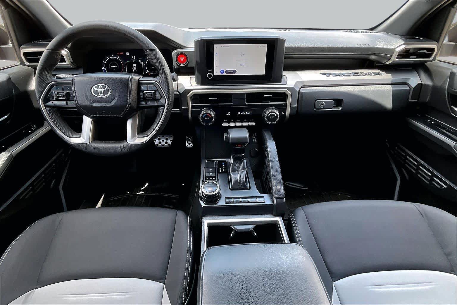 Used 2025 Toyota Tacoma TRD Sport AWD/4WD image 14