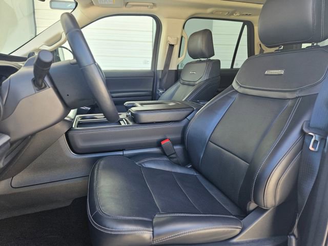 Certified 2025 Ford Expedition Max Platinum AWD/4WD image 12