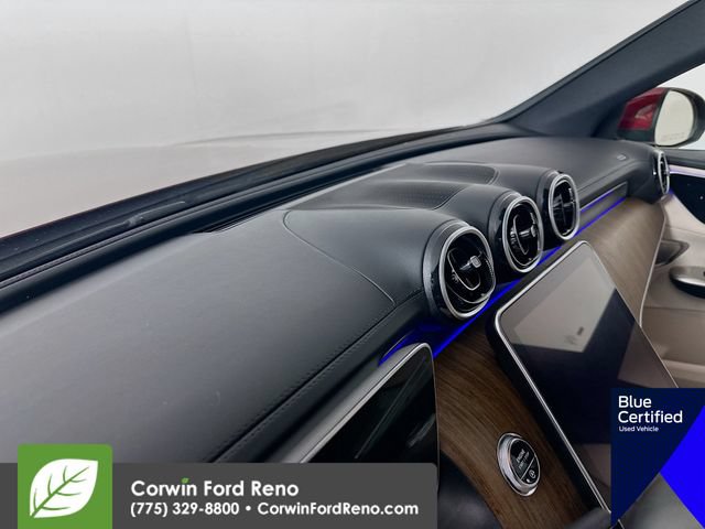 Used 2024 Mercedes-Benz GLC 300 4MATIC image 11