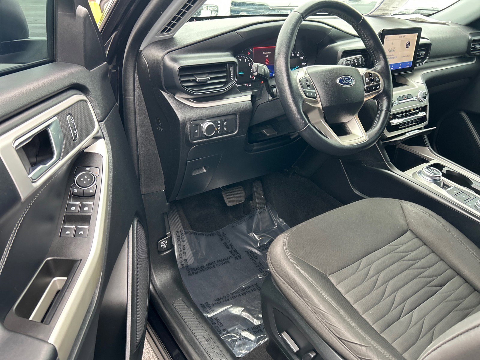 Certified 2021 Ford Explorer XLT AWD/4WD image 4