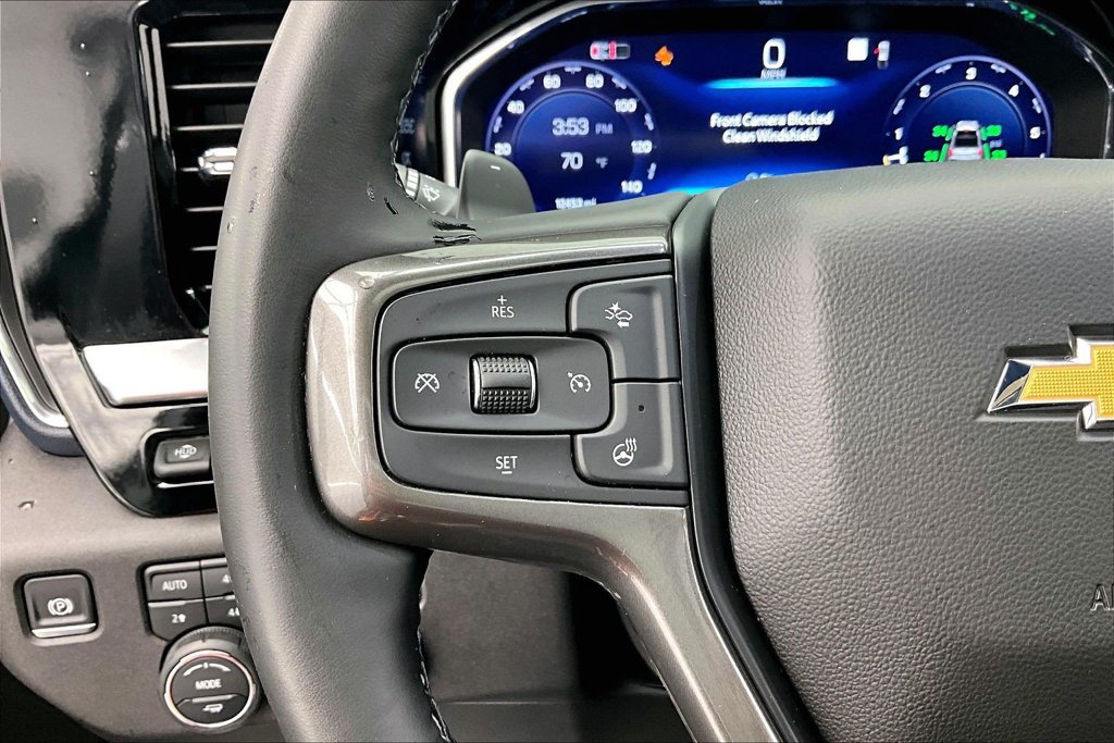 Used 2025 Chevrolet Silverado 1500 High Country w/ Technology Package AWD/4WD image 19