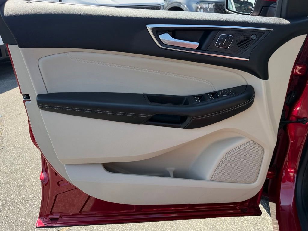 Certified 2022 Ford Edge Titanium w/ Equipment Group 301A image 13