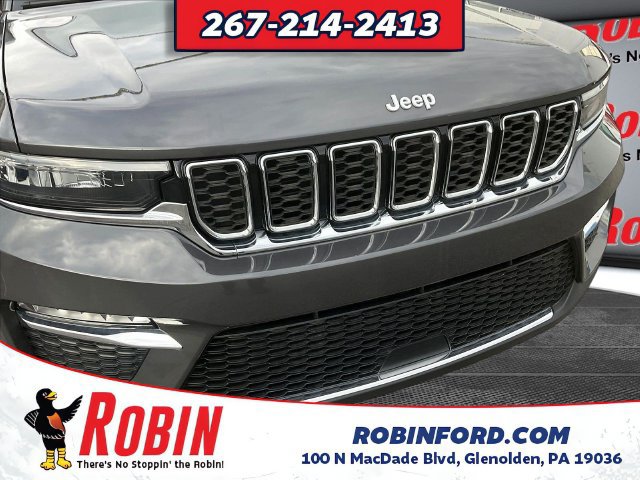 Used 2025 Jeep Grand Cherokee Limited AWD/4WD image 31