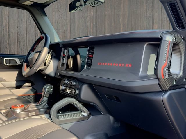 Certified 2025 Ford Bronco Raptor w/ Interior Carbon Fiber Pack AWD/4WD image 21