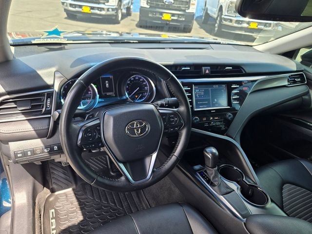 Used 2020 Toyota Camry SE w/ Convenience Package FWD image 6