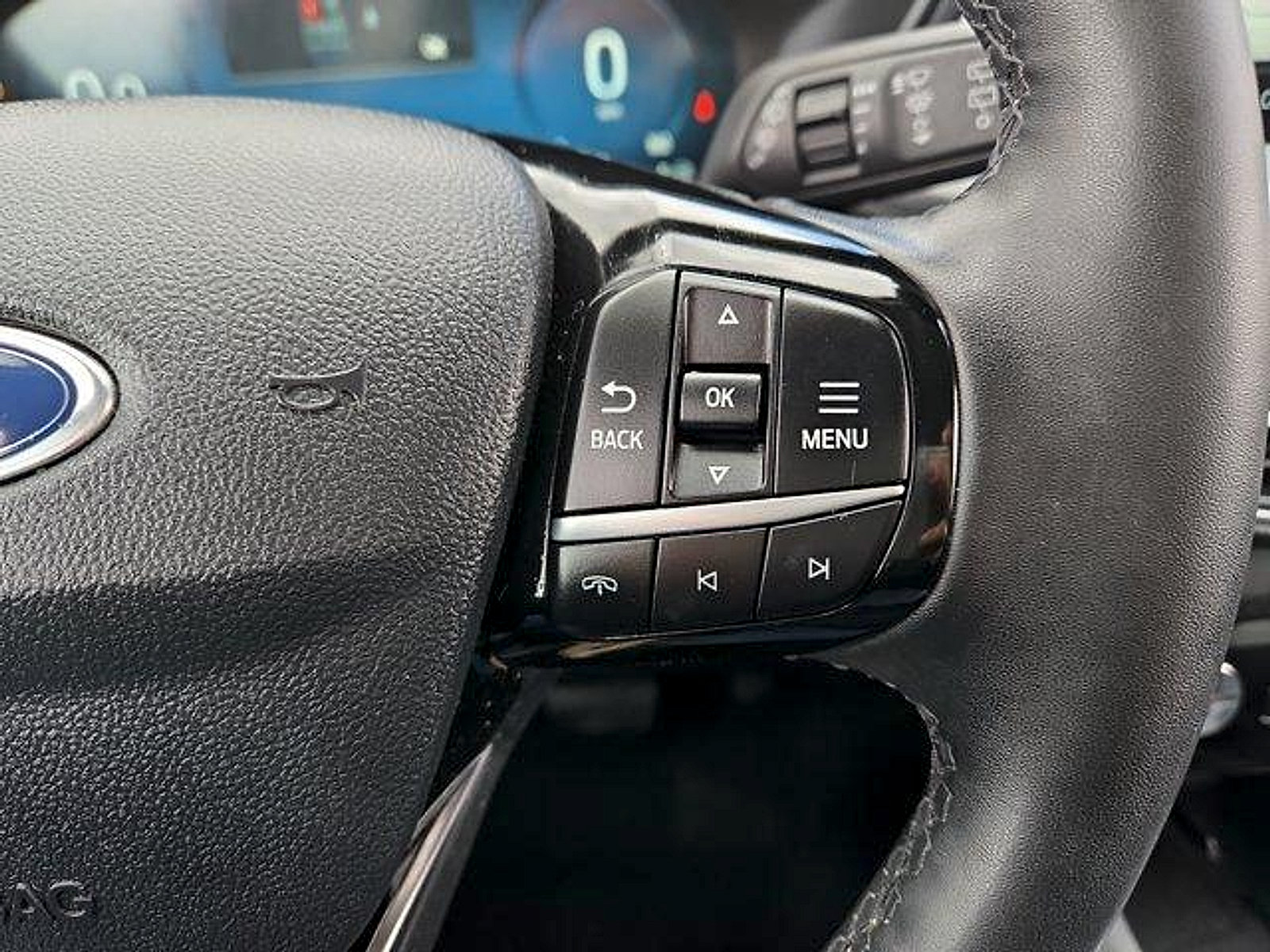 Certified 2023 Ford Escape Platinum AWD/4WD image 15