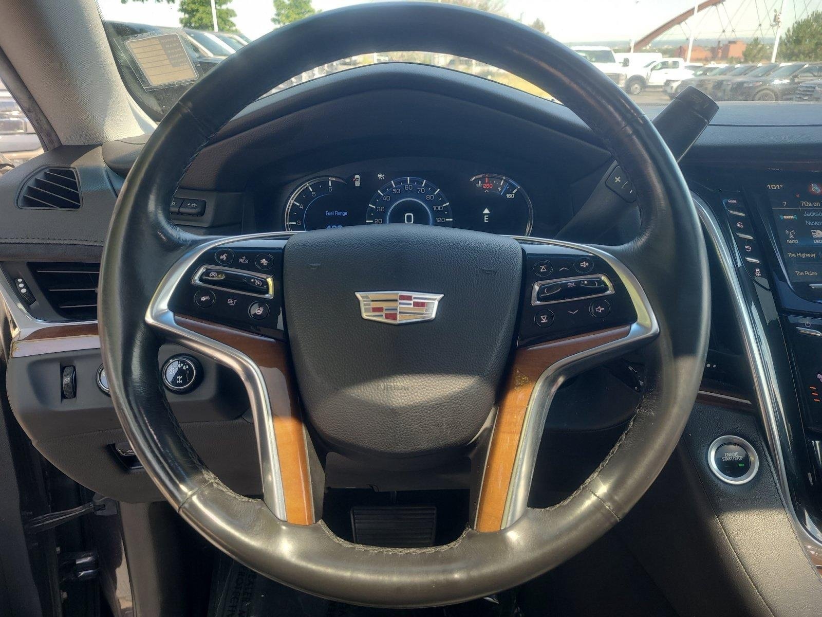 Used 2017 Cadillac Escalade Premium Luxury AWD/4WD image 9