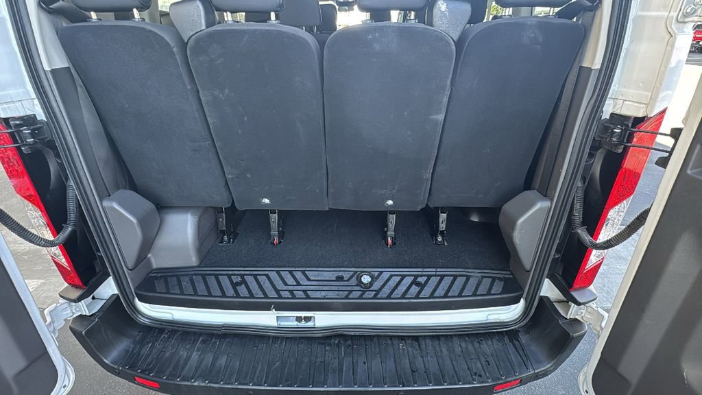 Certified 2022 Ford Transit 350 XLT RWD image 24