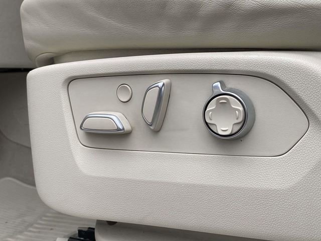 Used 2021 Cadillac Escalade Sport Platinum image 18