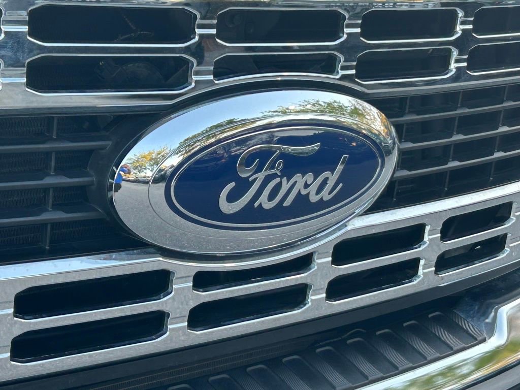 Certified 2023 Ford F450 XLT w/ XLT Value Package image 24