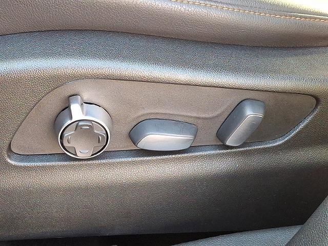 Used 2021 Cadillac XT4 Sport w/ Driver Awareness Package image 26