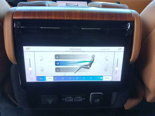 Used 2022 Jeep Grand Wagoneer Series III w/ Rear Seat Video Group 1 AWD/4WD image 28