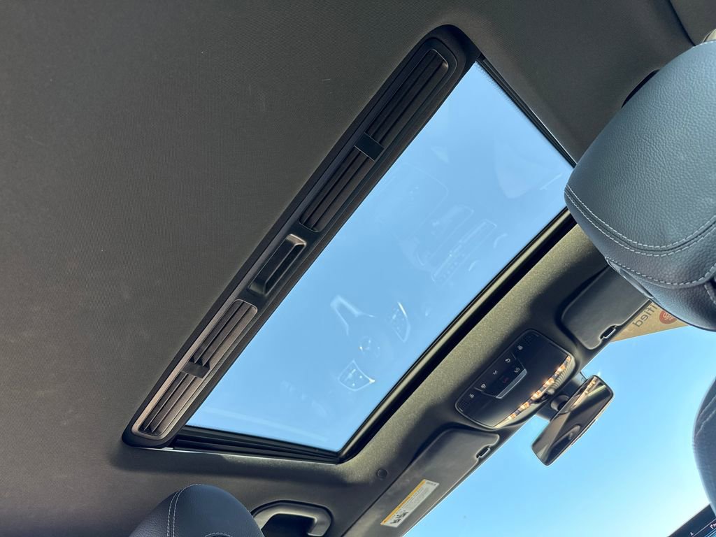 Used 2020 Mercedes-Benz C 300 Sedan image 7