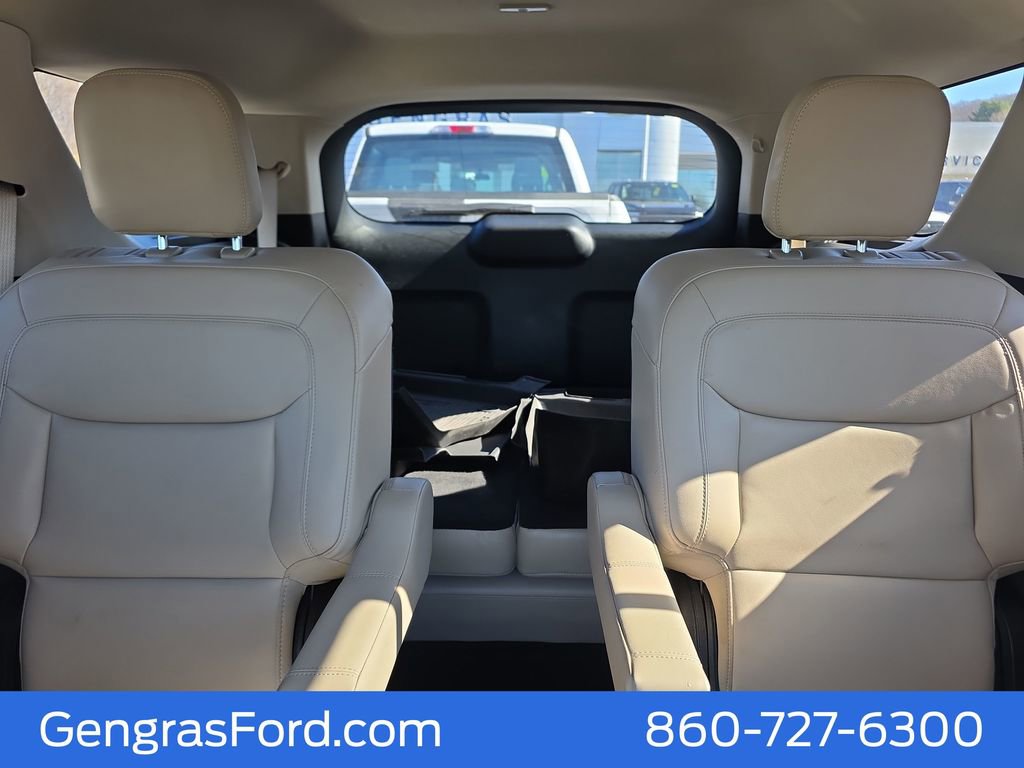 Certified 2022 Ford Explorer XLT w/ Equipment Group 202A image 20