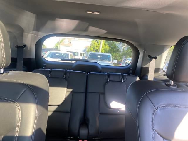 Certified 2022 Ford Explorer XLT w/ Equipment Group 202A image 17