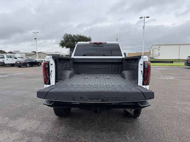 Used 2024 GMC Sierra 2500 AT4X AWD/4WD image 5