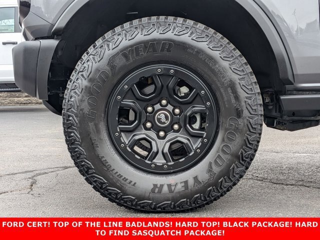 Certified 2025 Ford Bronco Badlands w/ Sasquatch Package AWD/4WD image 9