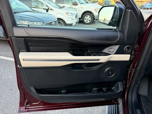 Certified 2020 Ford Expedition Max Platinum image 17