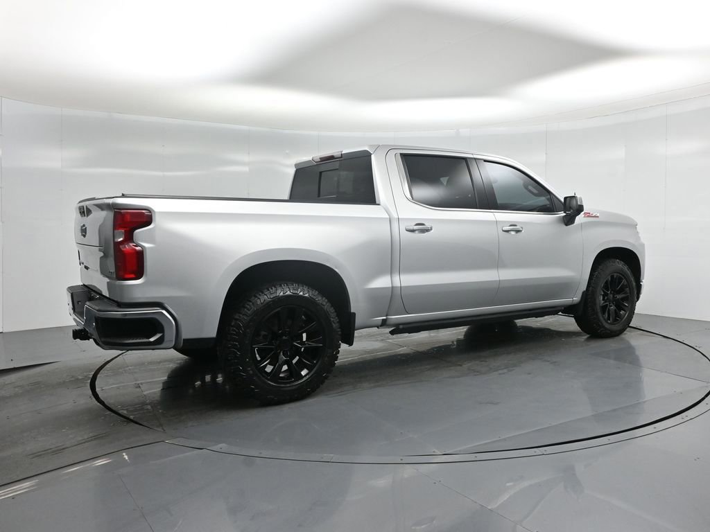Used 2022 Chevrolet Silverado 1500 LTZ image 12