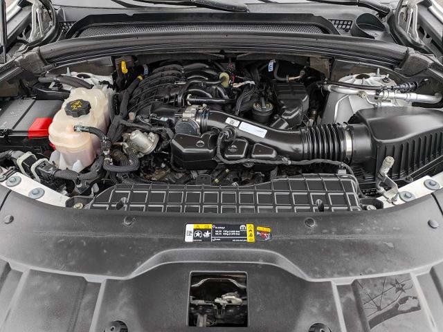 Used 2023 Jeep Grand Cherokee Altitude image 15