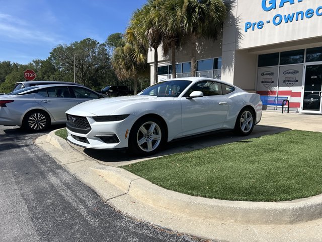Certified 2026 Ford Mustang Coupe RWD image 12