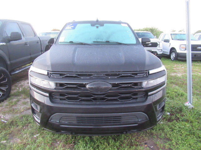 Certified 2023 Ford Expedition Max Platinum AWD/4WD image 2
