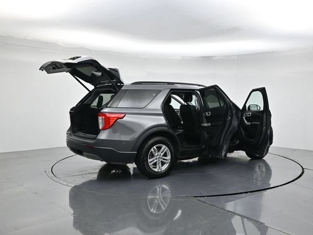 Certified 2021 Ford Explorer XLT w/ Equipment Group 202A AWD/4WD image 52